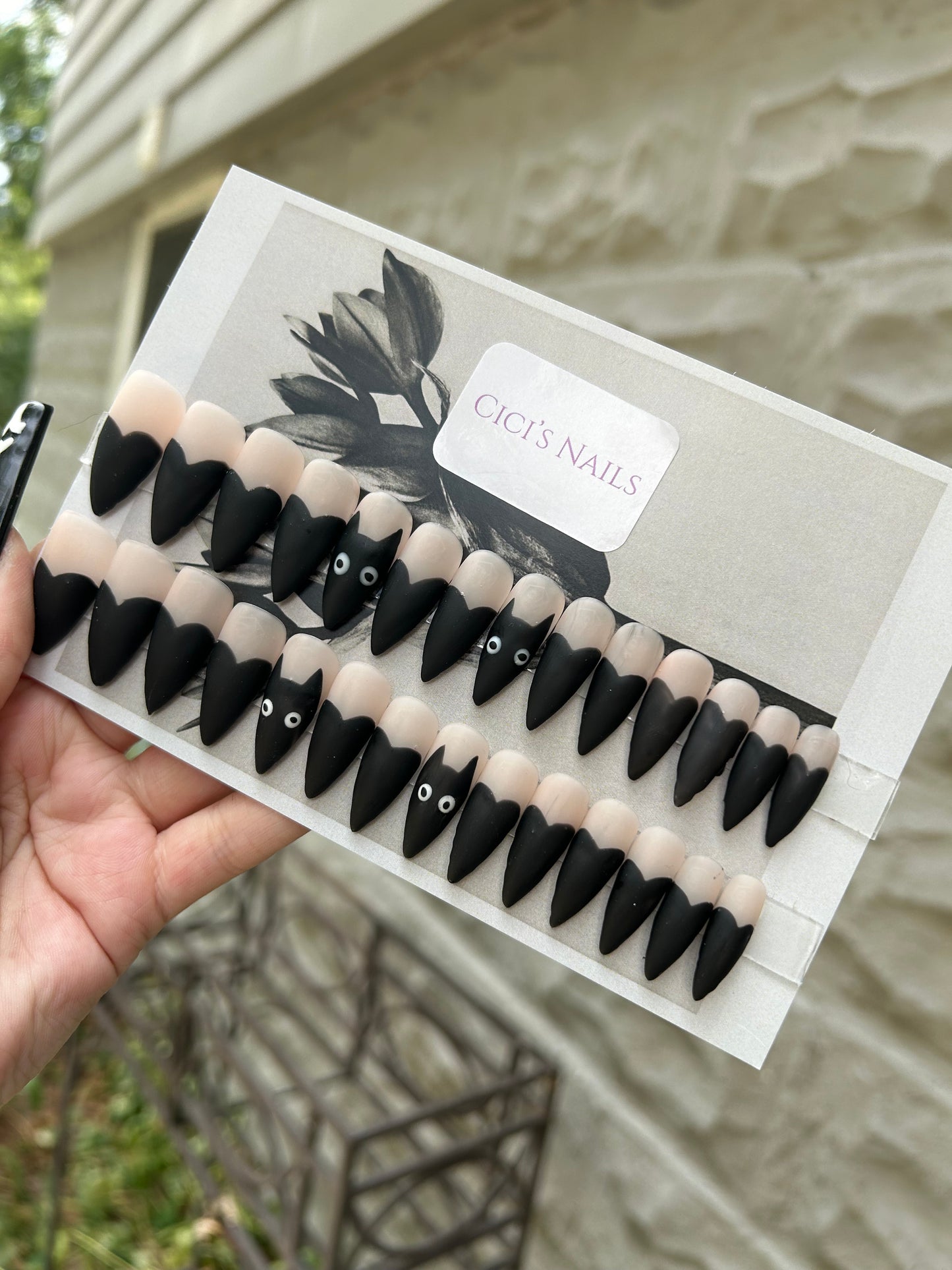 🦇 bat/cat French tip🐈⬛ medium stiletto one size fits all