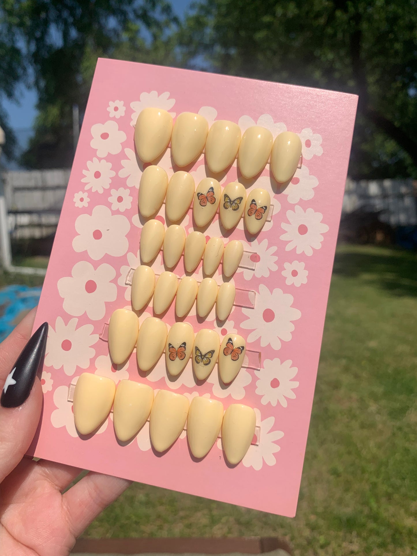 Yellow Butterfly💛🦋 short almond one size fits all