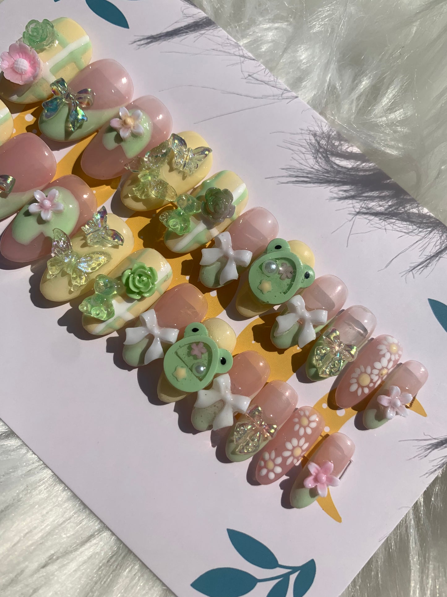 Frogger🐸🎀 Medium Round one size fits all