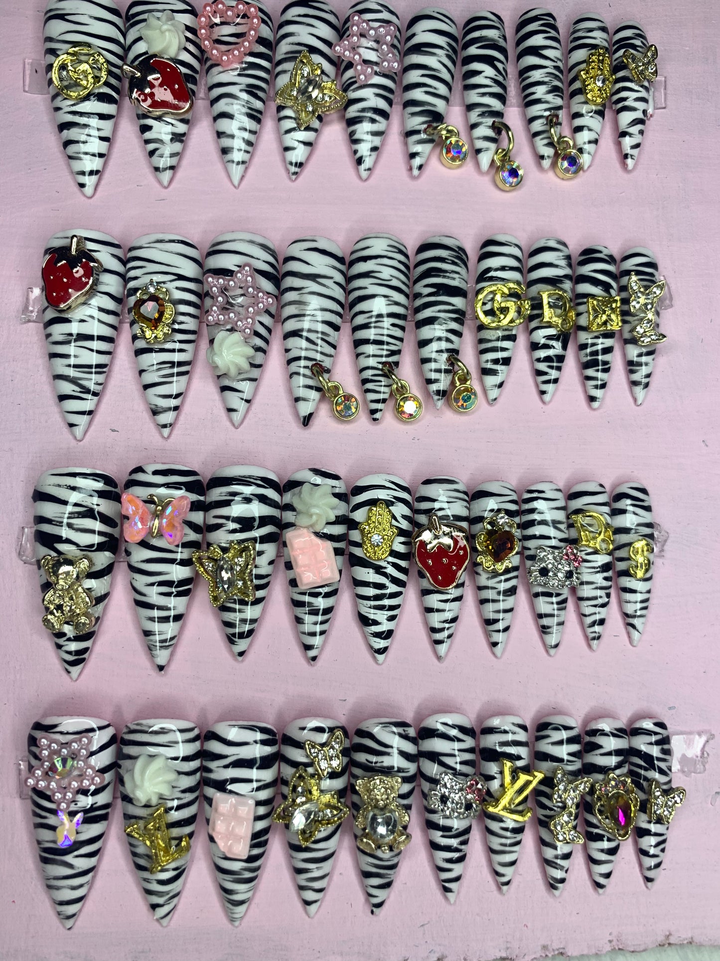 2000s Junk💖💫🧸 Long stiletto 40 piece