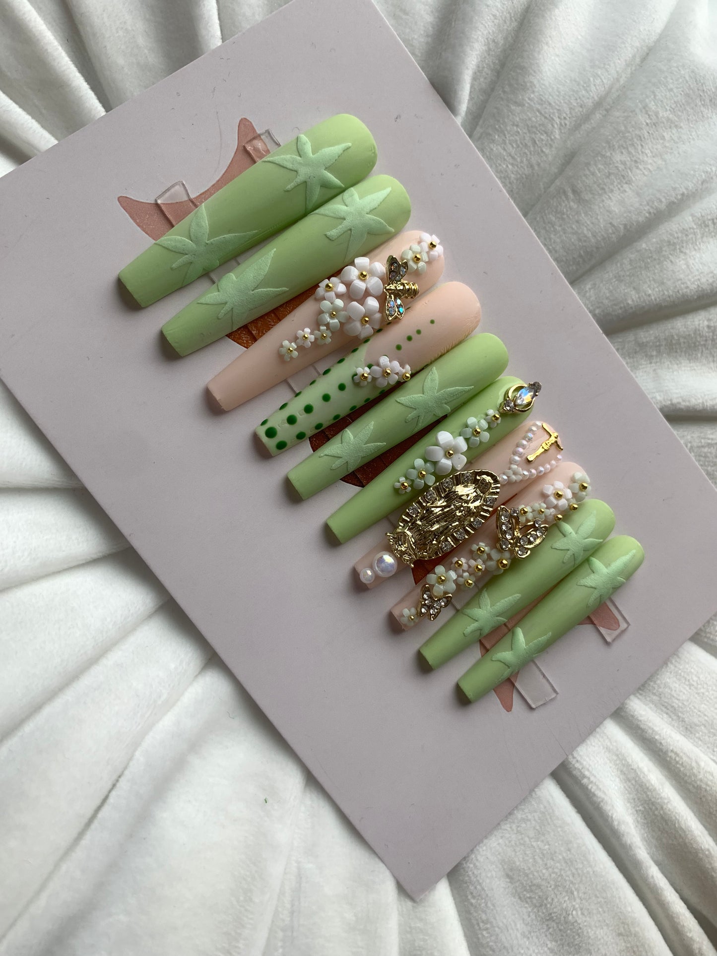 Sweet Girl Mary Jane🌿 3XL coffin 24 piece