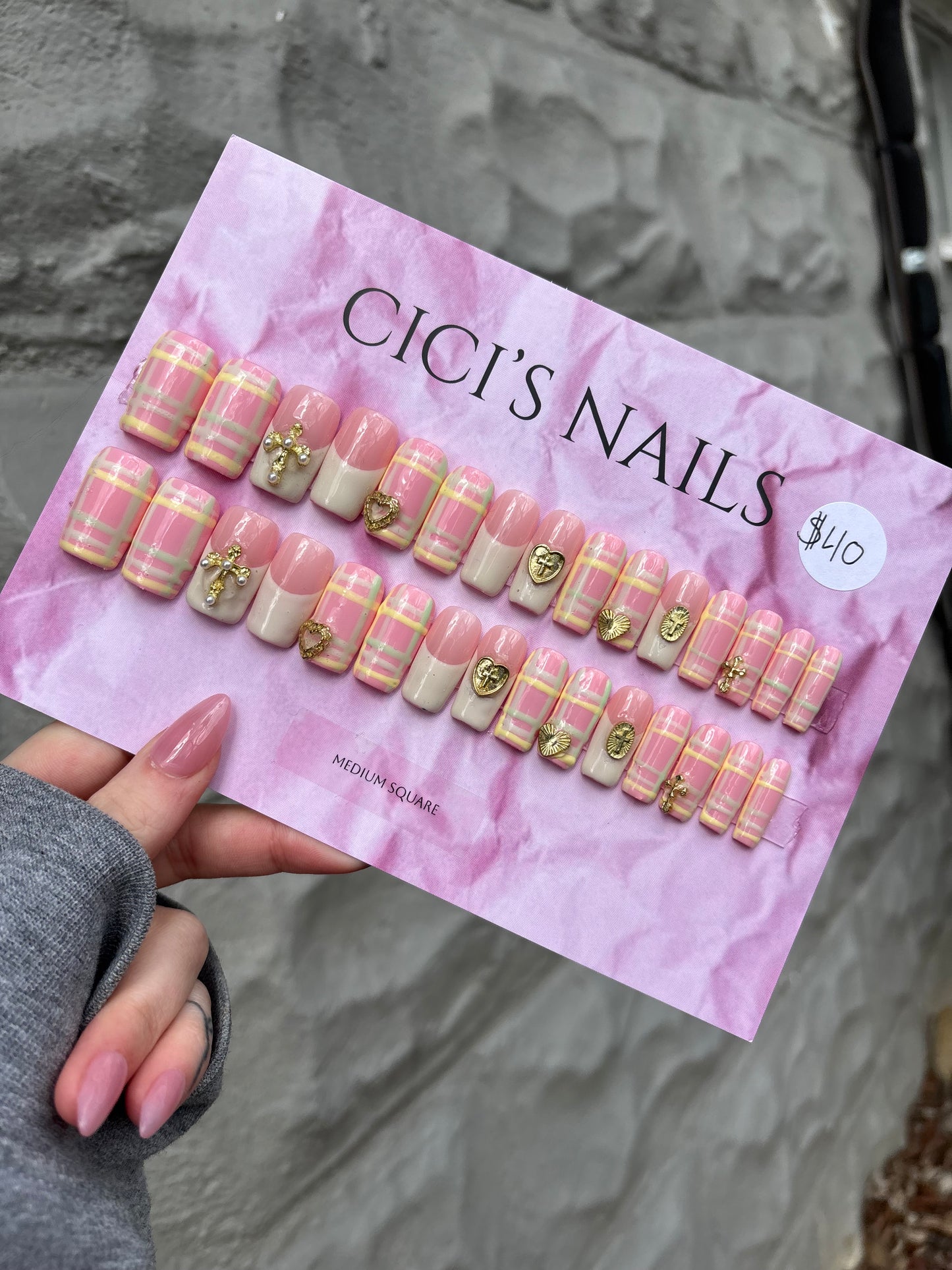 2000s pink plaid🌸 medium square