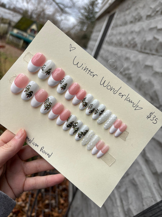 Winter wonderland🌲 medium round