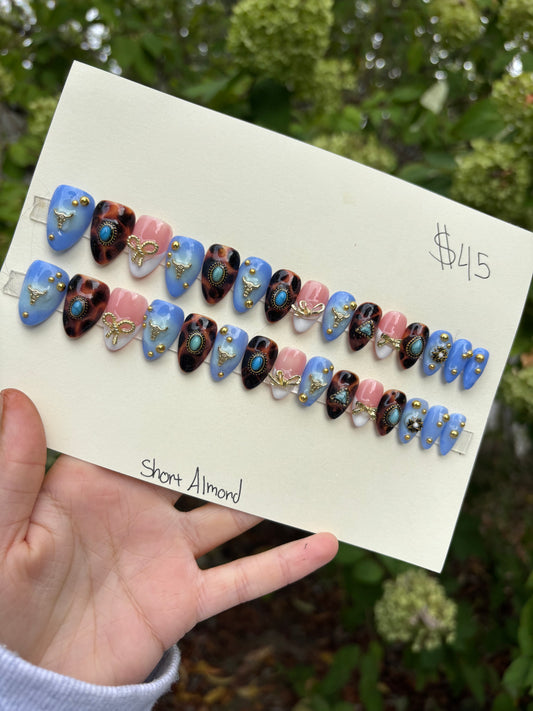 Cowgirl🩵⚜️🐄 short almond