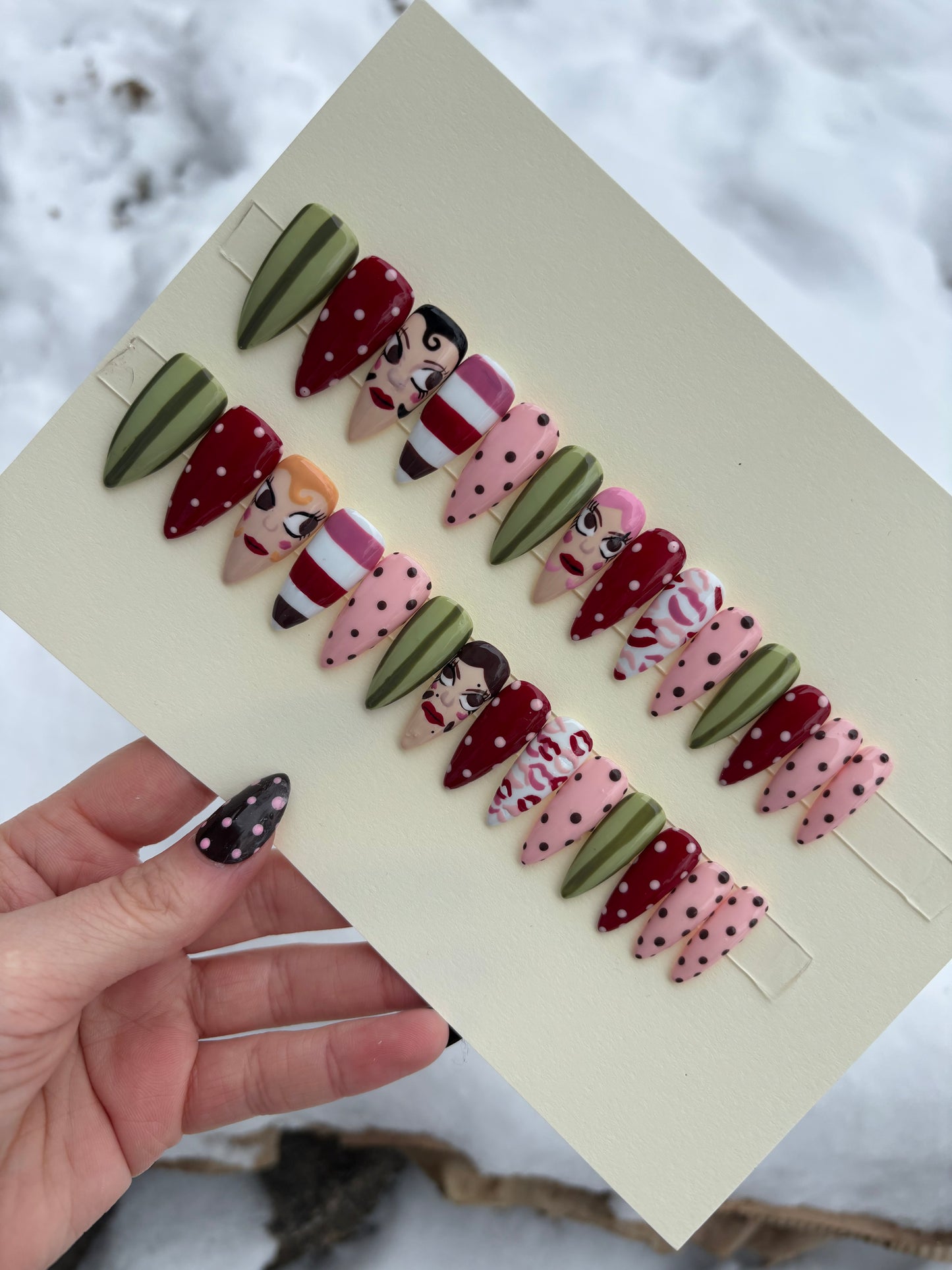 Doll’d up💋 medium pointed almond/stiletto