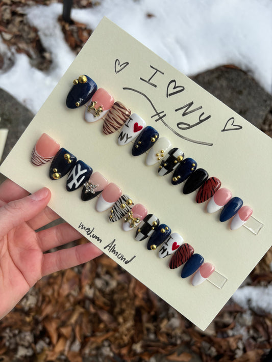 I ❤️ NY 🚕💙🗽 medium almond