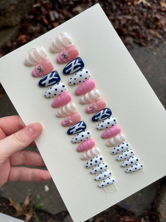 NY💓 medium almond one size fits all