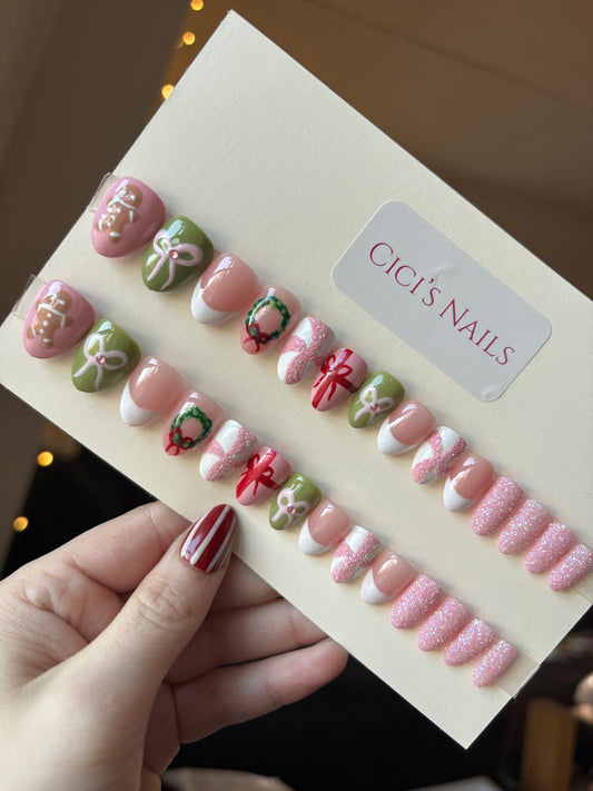 Pink Christmas🩷🎄extra short almond one size fits all