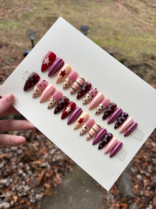 ❤️⭐️🍓🌸 medium pointed almond/stiletto