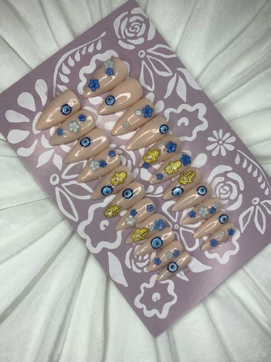 Malocchio 🧿🪷 medium pointed almond one size fits all