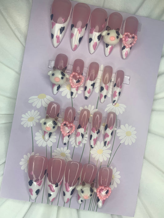 Sweet Moo🐄💖 Long Pointed Almond