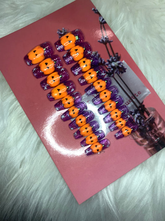 Pumpkin patch🎃🤷🏻‍♀️💜 medium coffin 20 piece